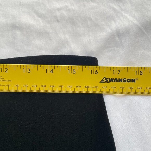 Units Petite Women's Black Velour Back Slit Elastic Waist Long Skirt Size SP - Picture 6 of 7